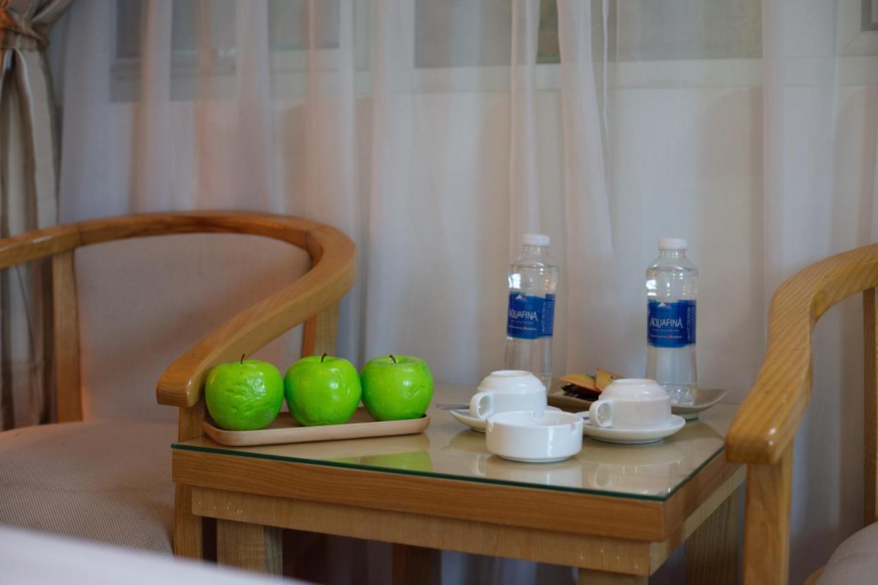 Blau Hotel Hanoi Kültér fotó